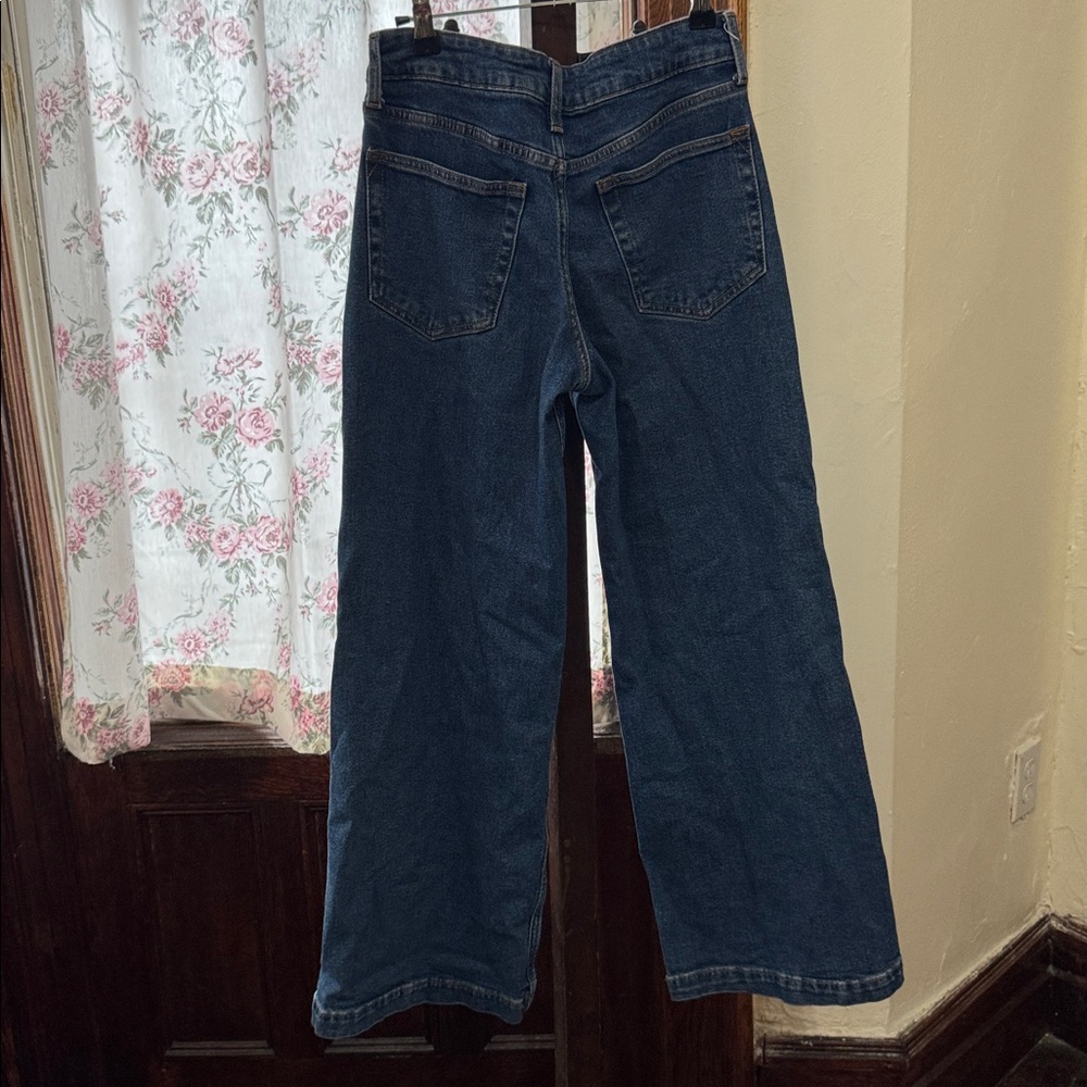 GAP Low Rise Stride Denim - Picture 3 of 3